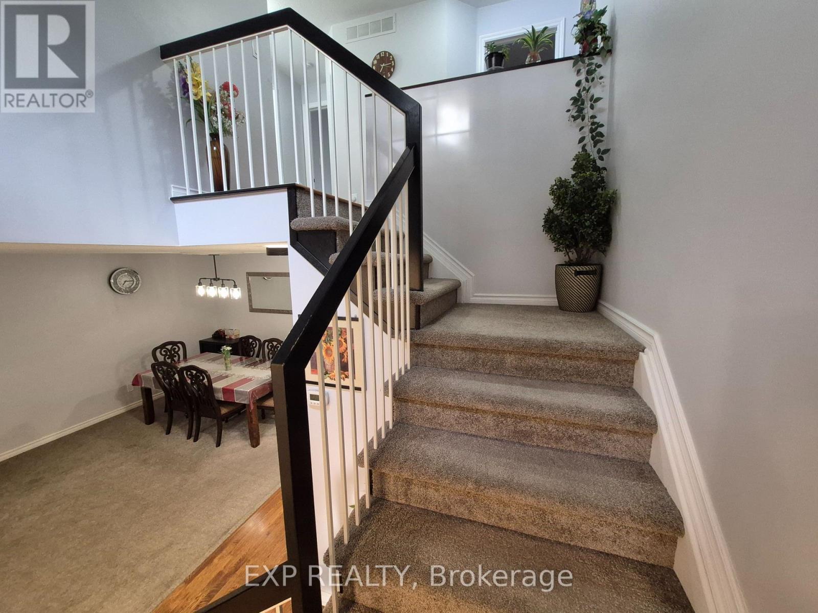 192 Windhurst Drive, Ottawa, Ontario  K2G 6J4 - Photo 11 - X13242774