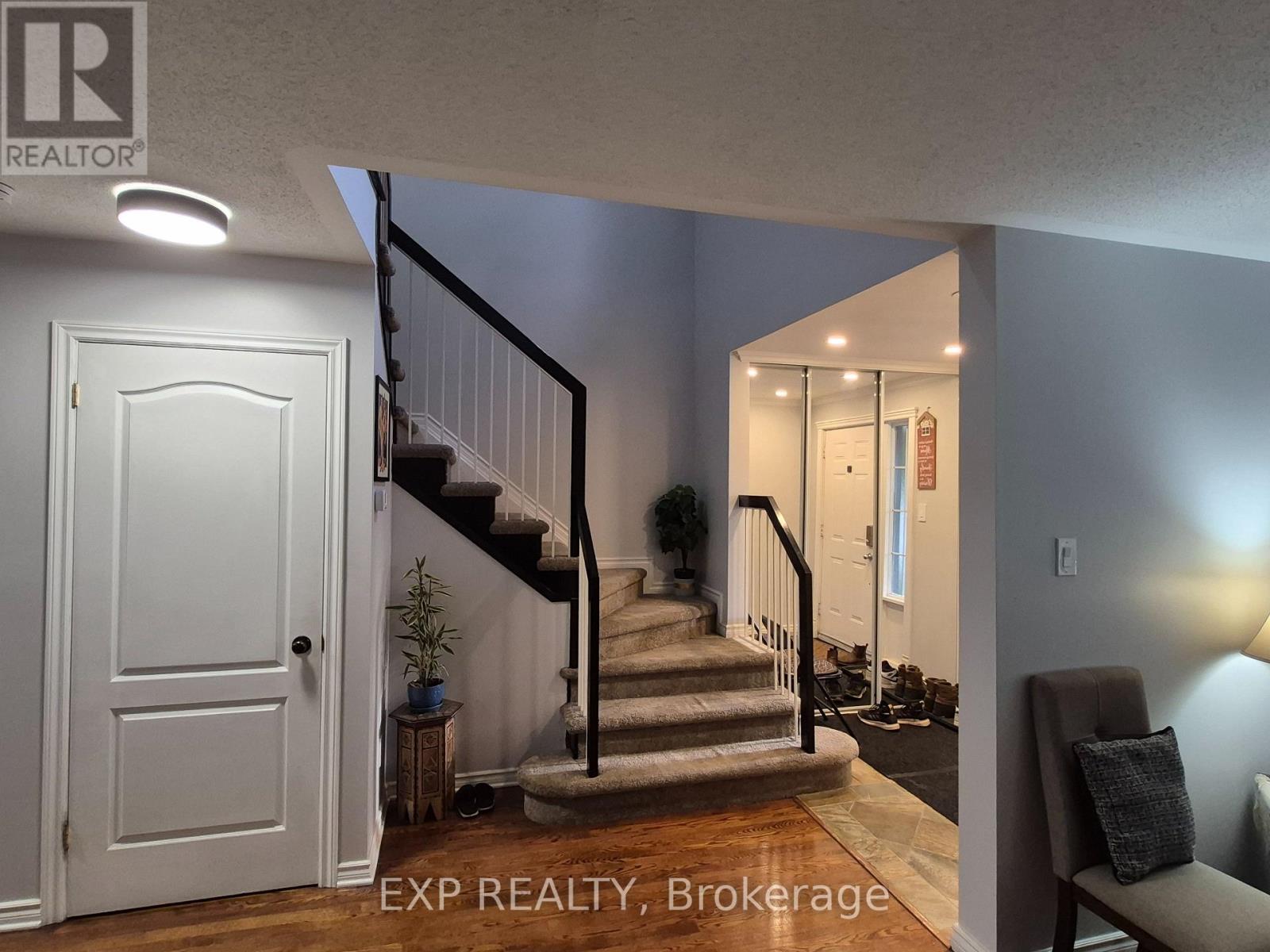 192 Windhurst Drive, Ottawa, Ontario  K2G 6J4 - Photo 9 - X13242774