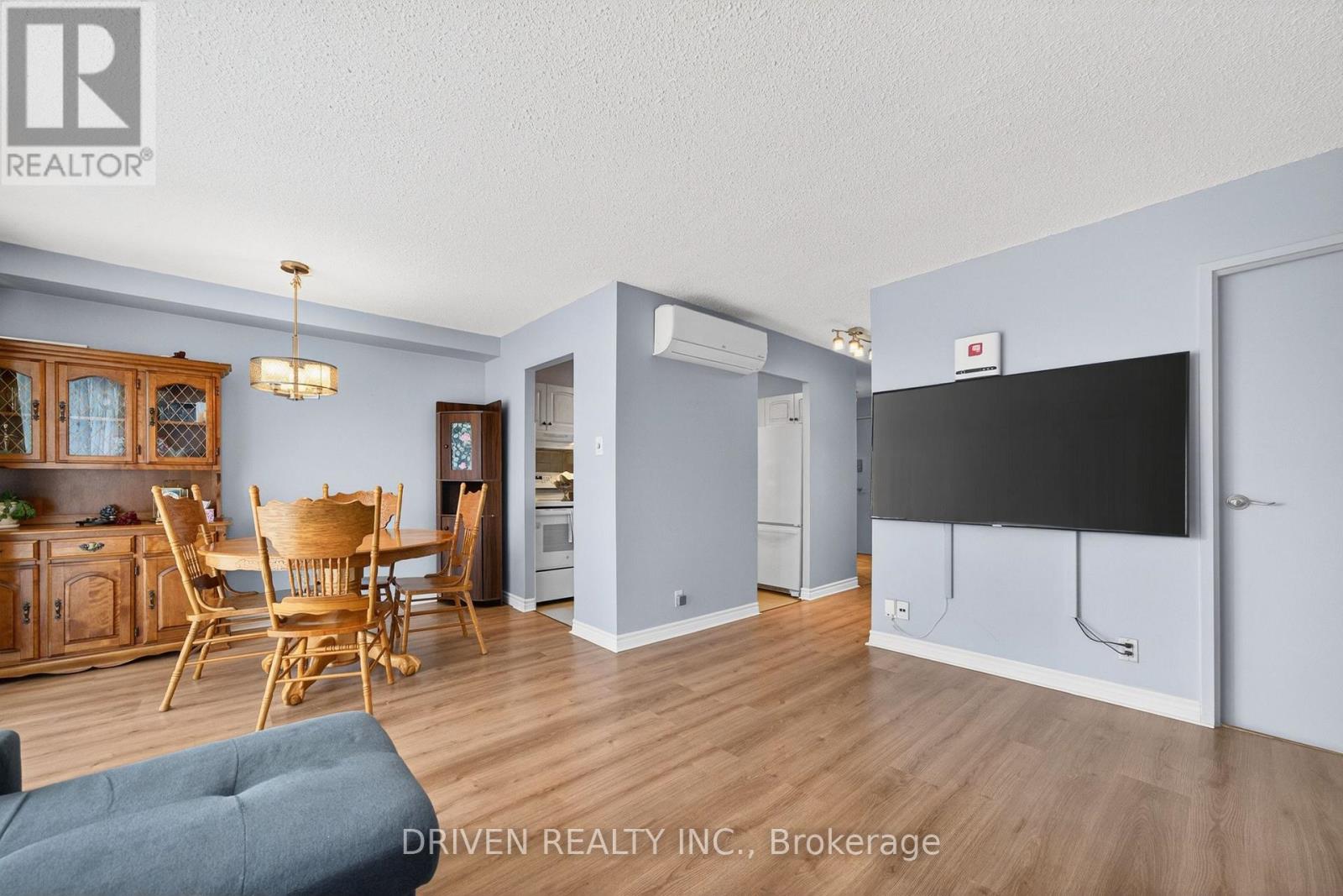 404 - 158 A Mcarthur Avenue, Ottawa, Ontario  K1L 7E7 - Photo 5 - X13242782