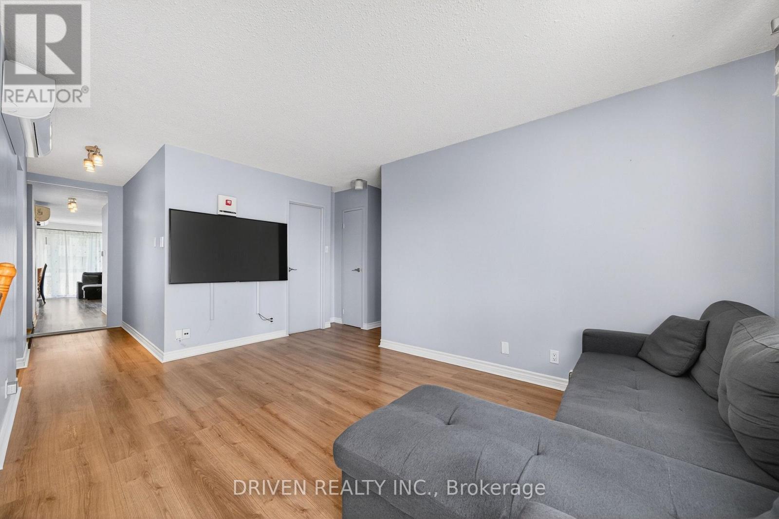 404 - 158 A Mcarthur Avenue, Ottawa, Ontario  K1L 7E7 - Photo 6 - X13242782