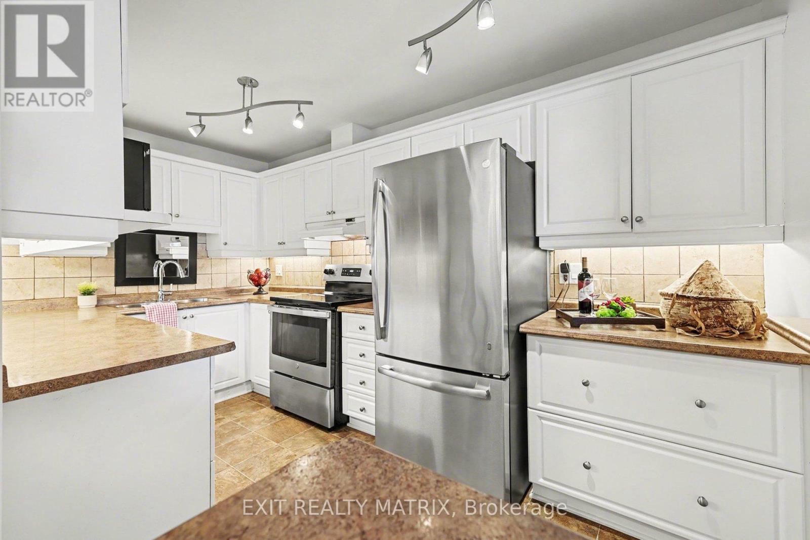 112 Castlefrank Road, Ottawa, Ontario  K2L 2Y8 - Photo 13 - X13242812