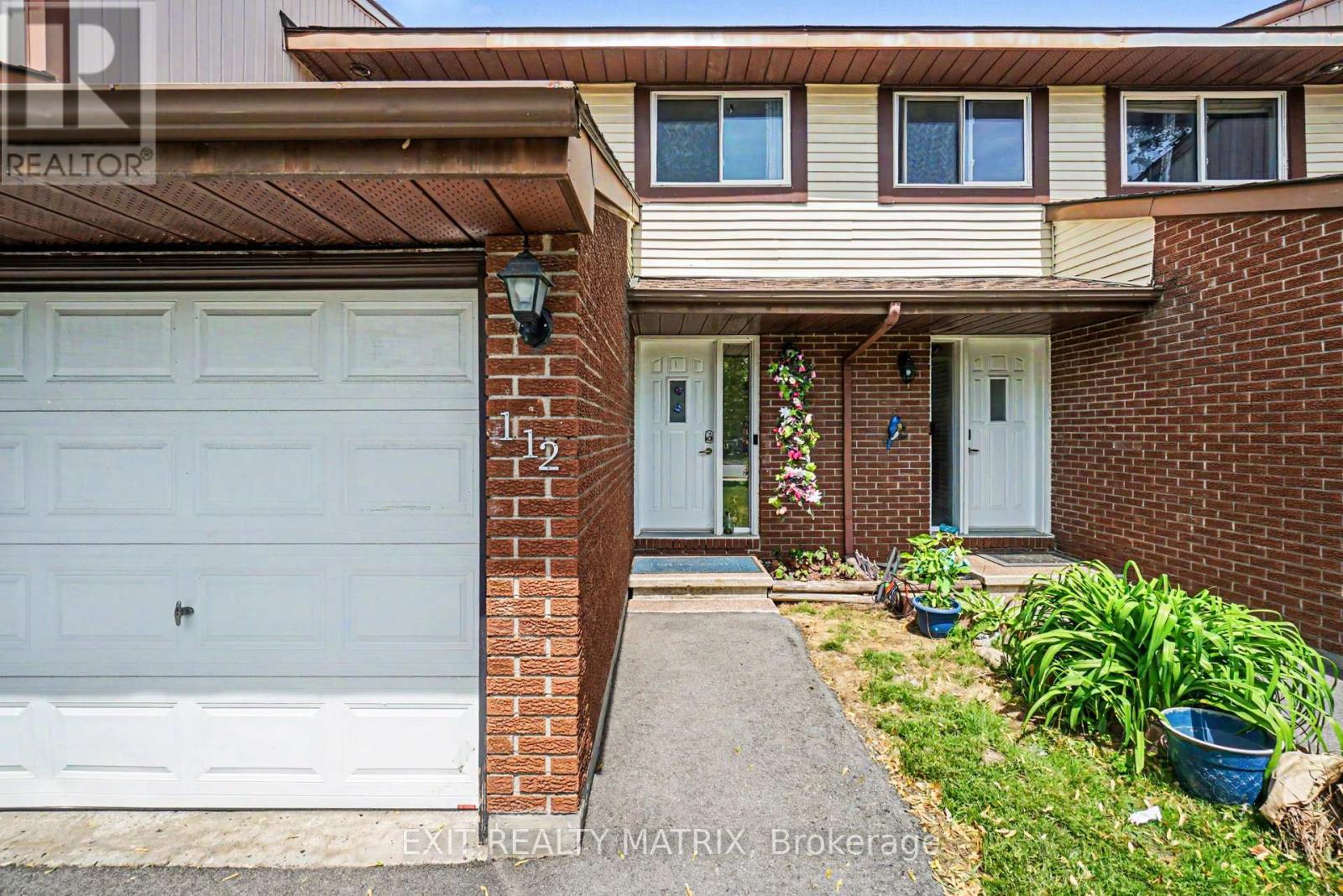 112 Castlefrank Road, Ottawa, Ontario  K2L 2Y8 - Photo 3 - X13242812