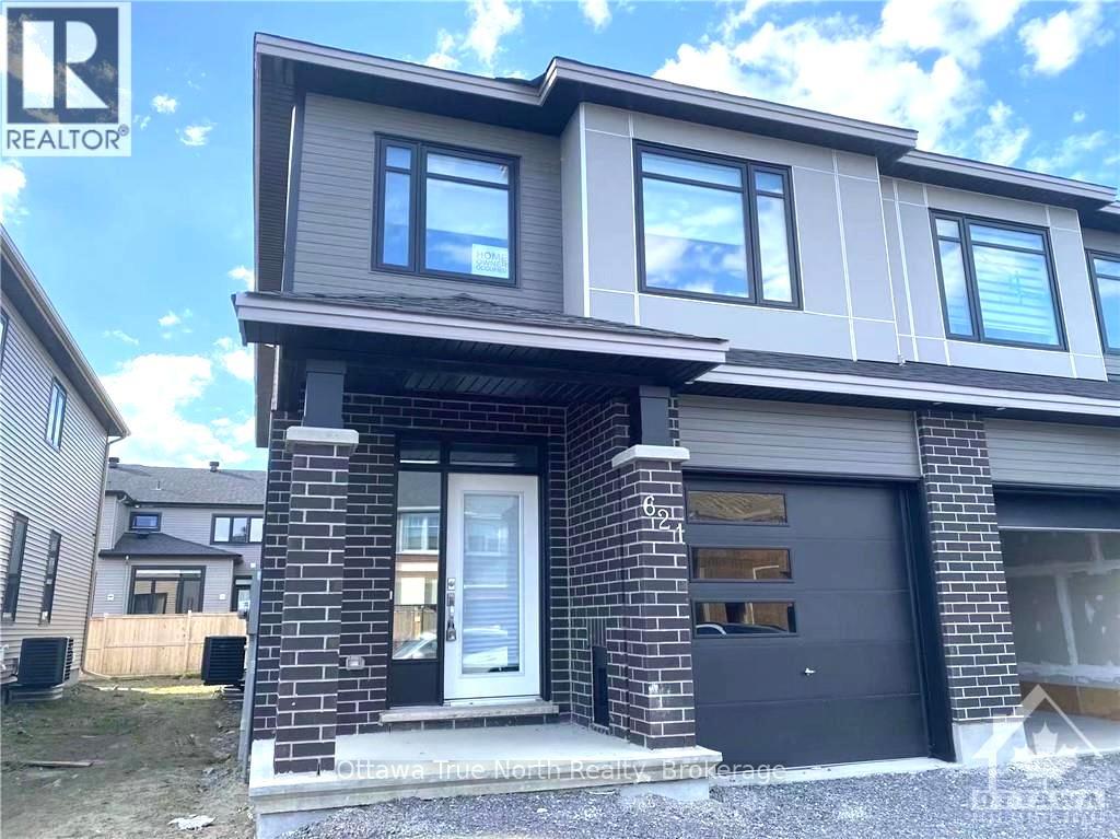621 Taliesin Crescent, Ottawa, Ontario  K2S 2W5 - Photo 1 - X13243030
