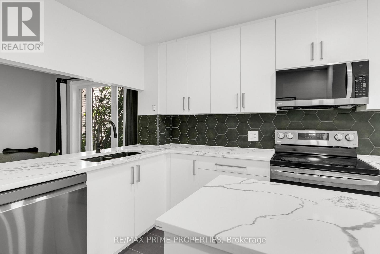 1531 Kamouraska Circle, Ottawa, Ontario  K1C 3J1 - Photo 11 - X13243078