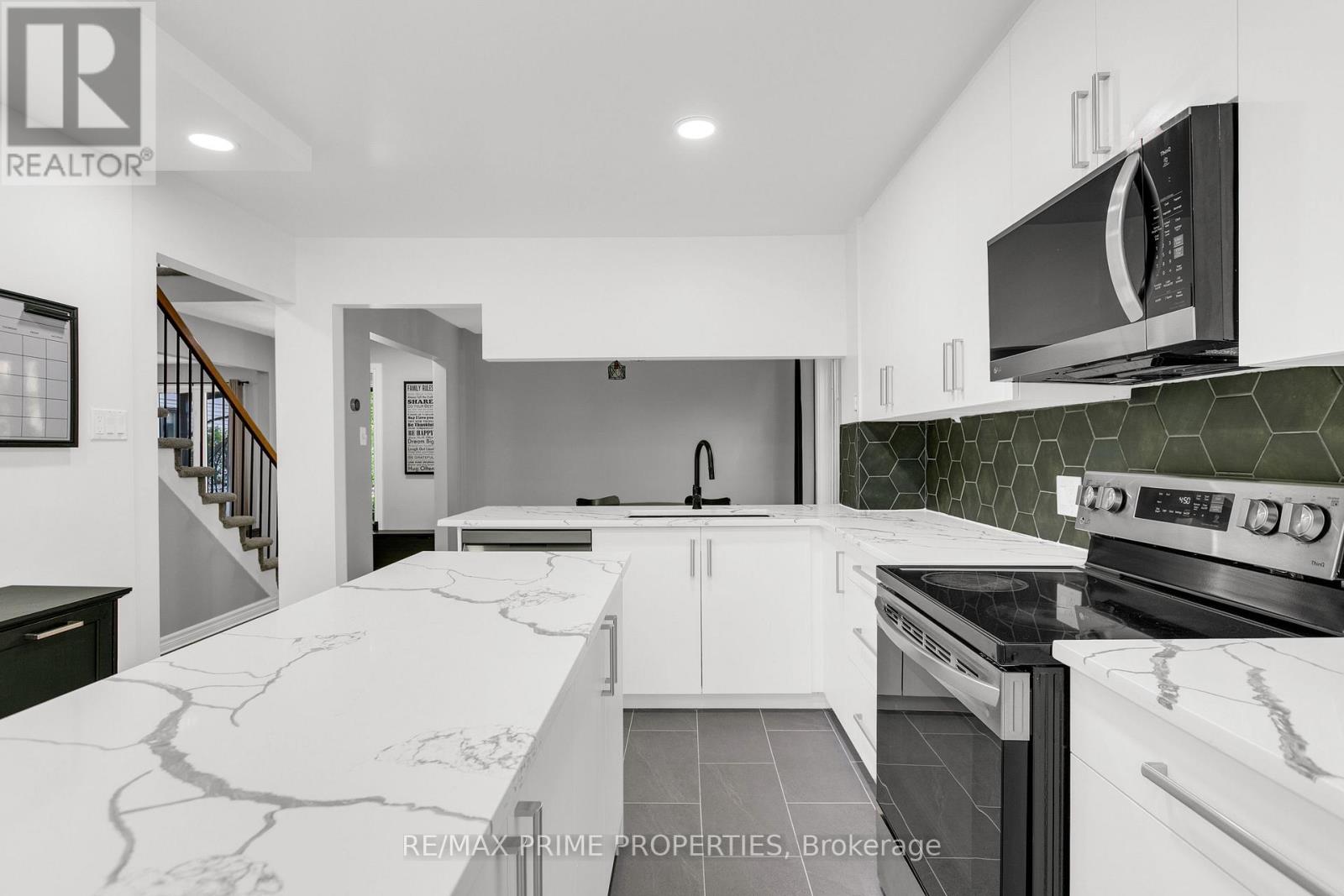 1531 Kamouraska Circle, Ottawa, Ontario  K1C 3J1 - Photo 14 - X13243078