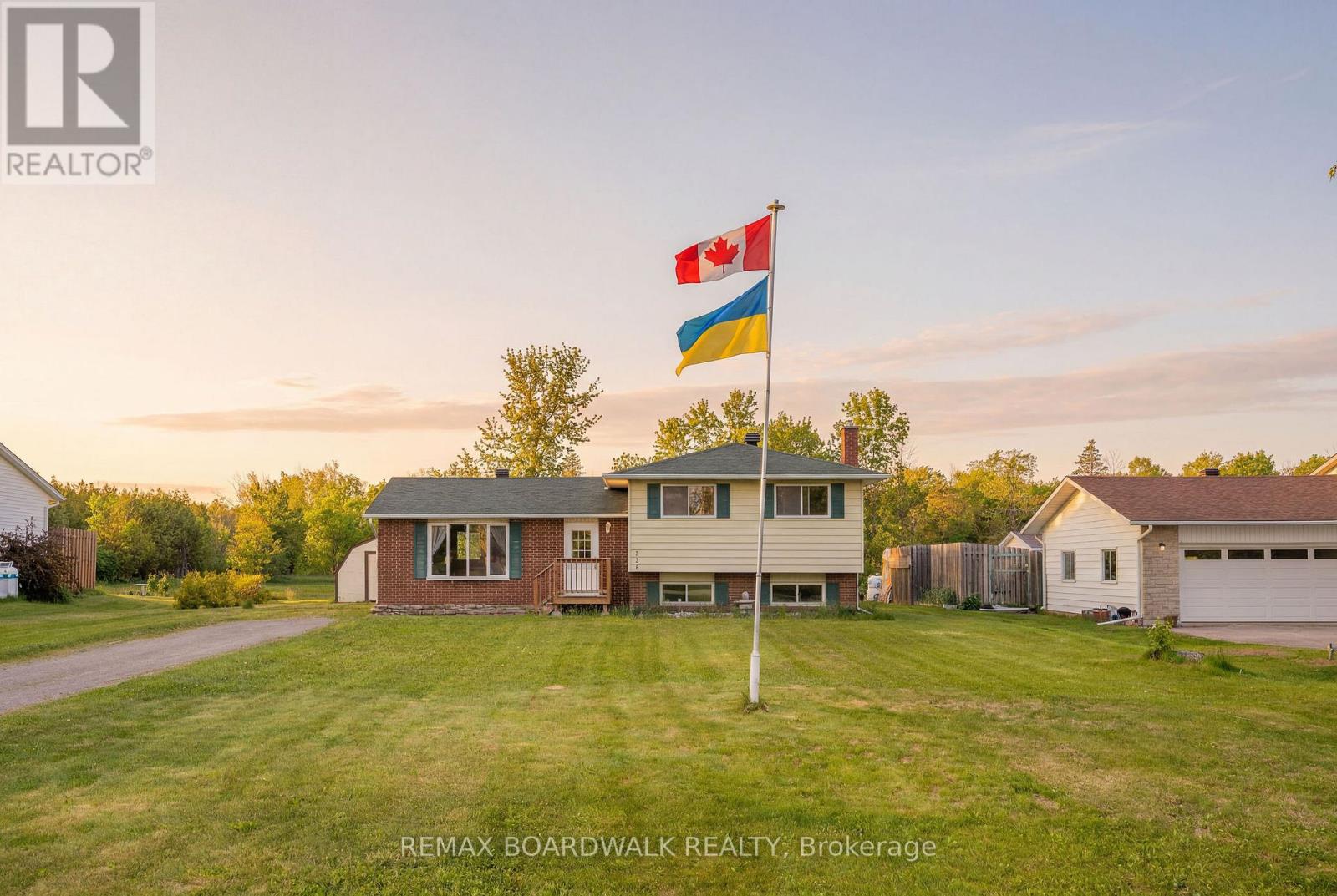 664 Kitley Line 3 Road, Elizabethtown-Kitley, Ontario  K0G 1G0 - Photo 1 - X13243254