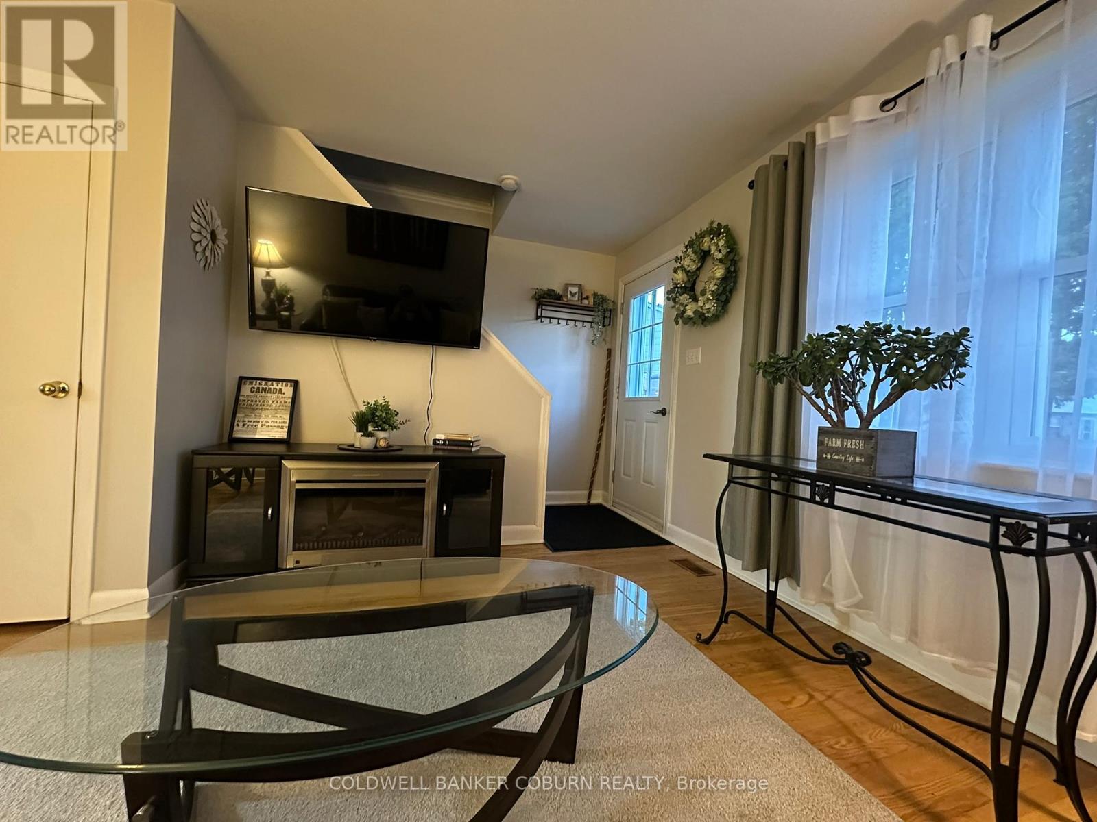 22 Casselman Road, South Dundas, Ontario  K0C 1X0 - Photo 5 - X13243554