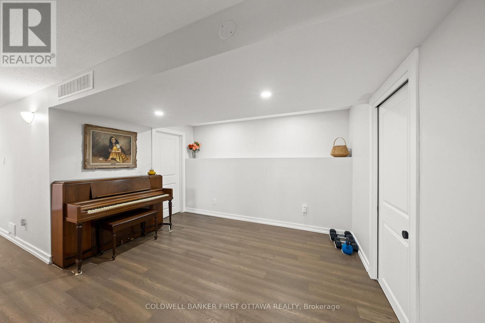 740 Garner Avenue, Ottawa, Ontario  K1V 6M7 - Photo 24 - X13244370