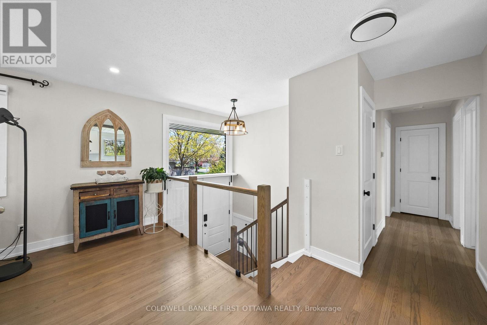 740 Garner Avenue, Ottawa, Ontario  K1V 6M7 - Photo 3 - X13244370