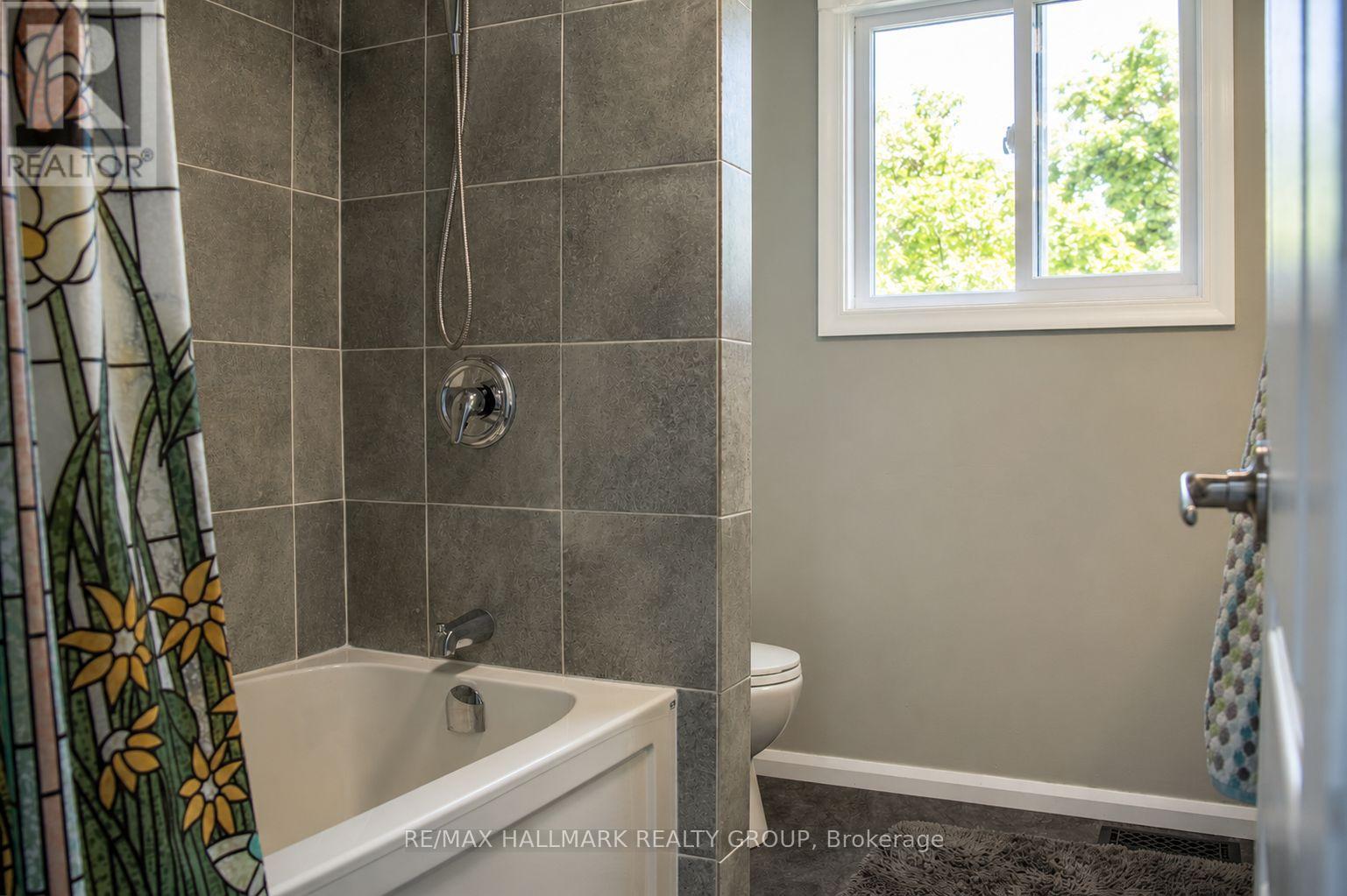 1808 Robinwood Place, Ottawa, Ontario  K1C 6L4 - Photo 22 - X13245660