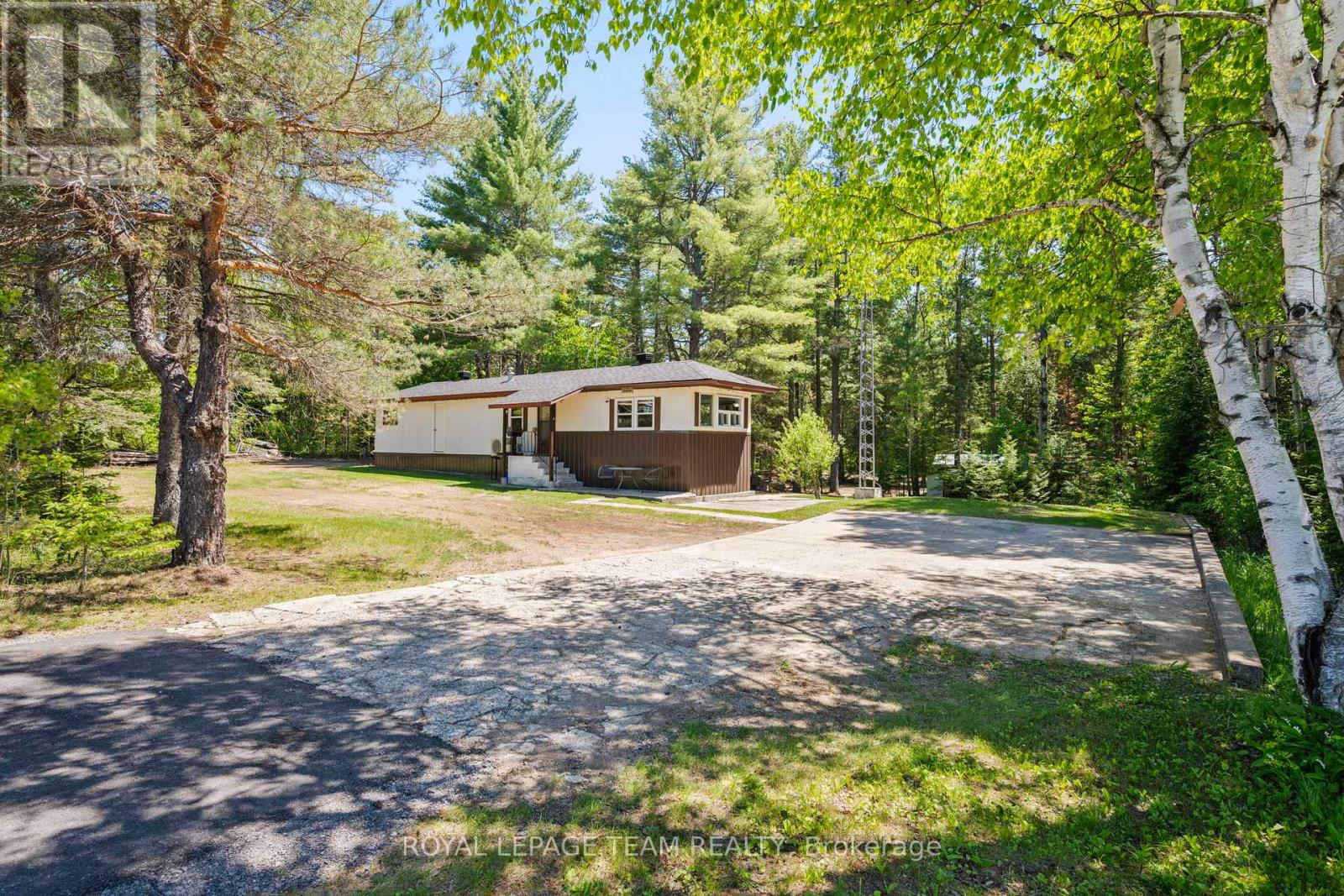 611 Burnstown Road, Mcnab/braeside, Ontario  K0A 3L0 - Photo 2 - X13245712
