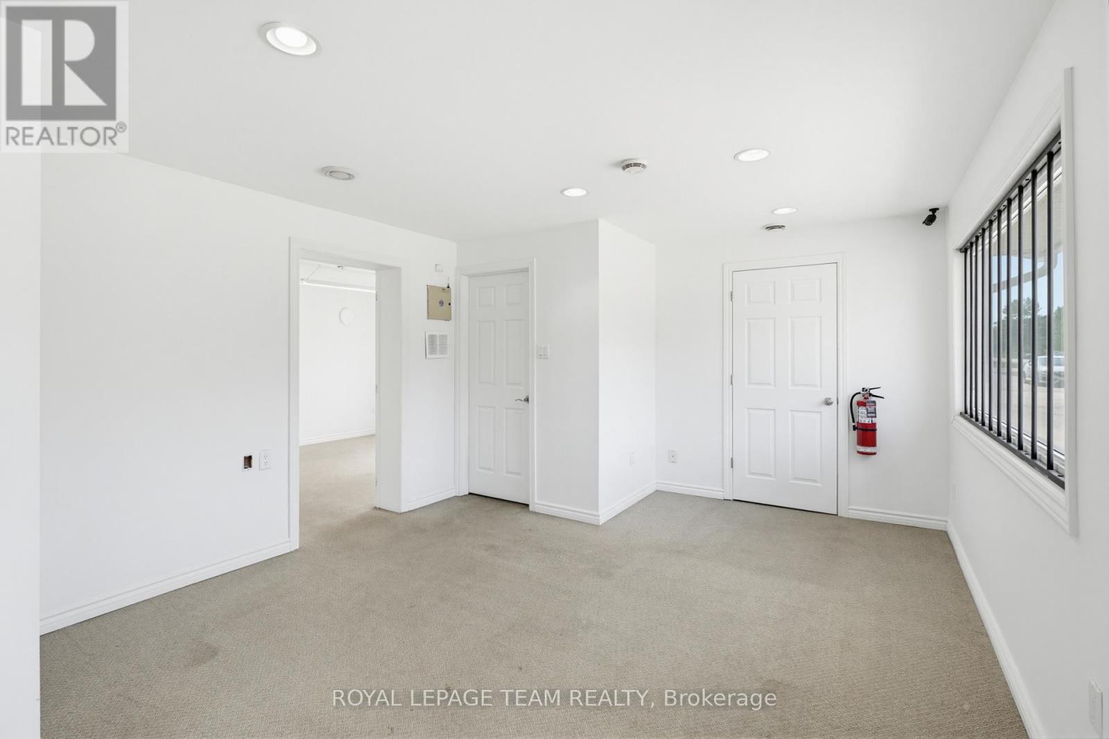 2427 Petawawa Boulevard, Petawawa, Ontario  K8H 2Z4 - Photo 10 - X13245724