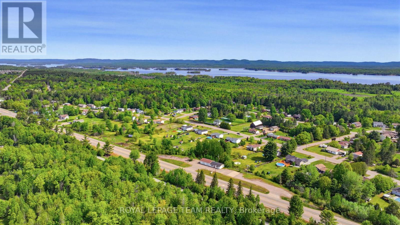 2427 Petawawa Boulevard, Petawawa, Ontario  K8H 2Z4 - Photo 24 - X13245724