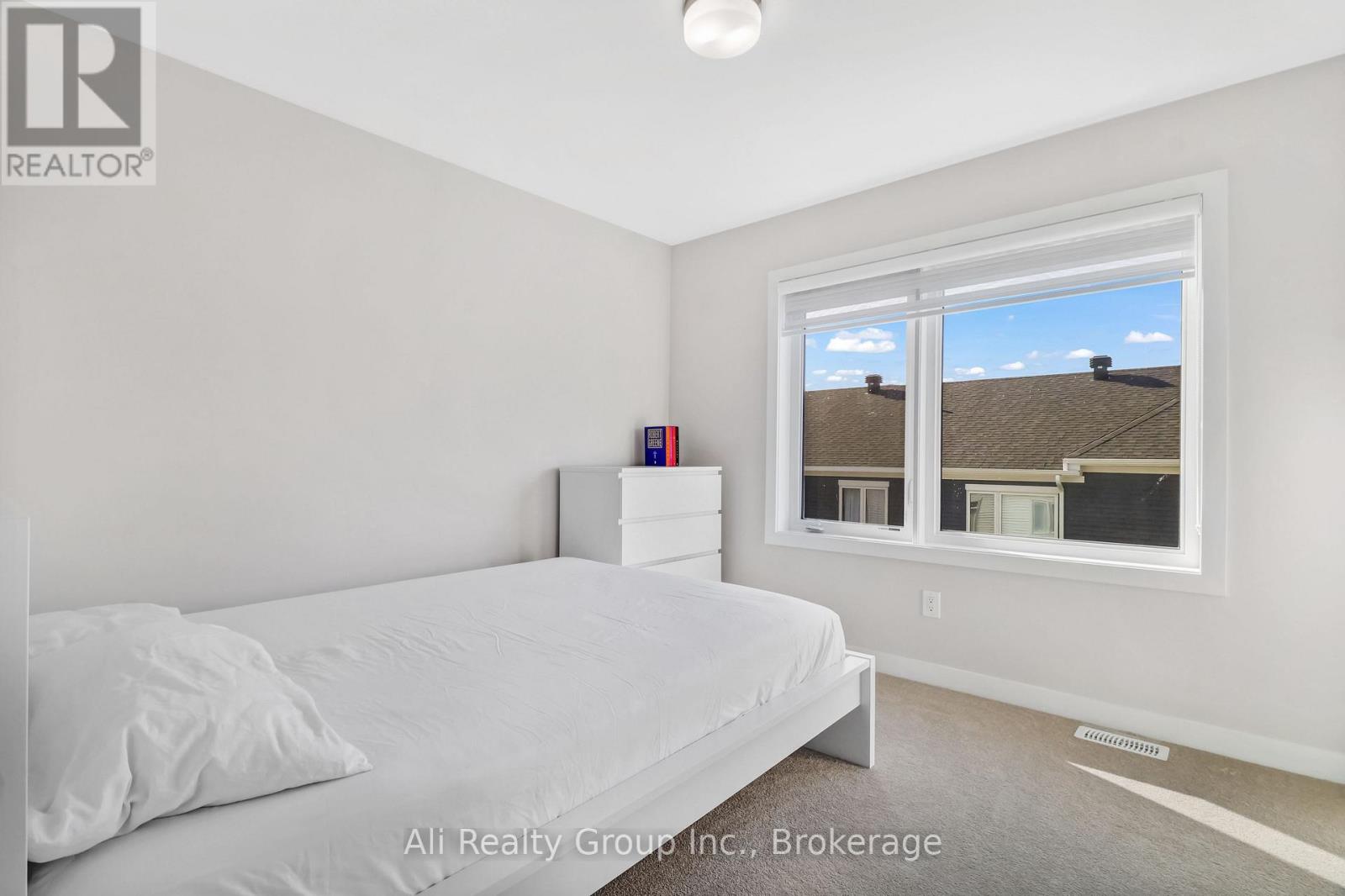 797 Eminence Street, Ottawa, Ontario  K2J 6X6 - Photo 17 - X13245766