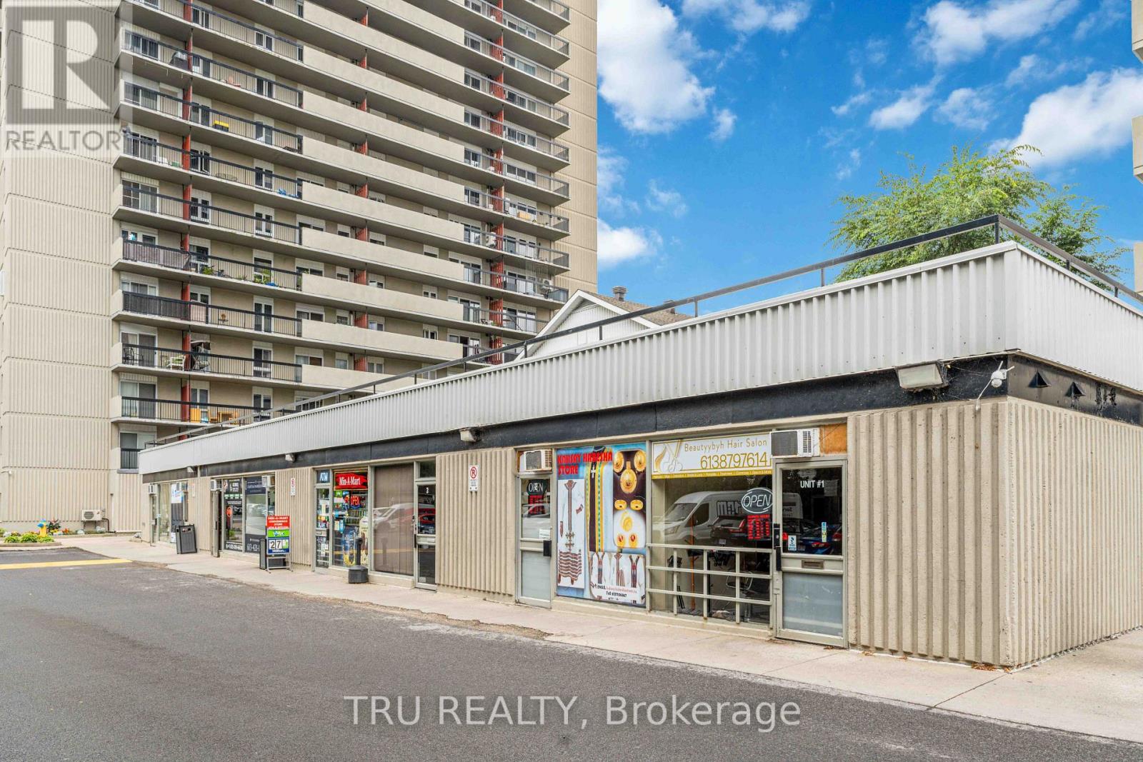 Ph6 - 158c Mcarthur Avenue, Ottawa, Ontario  K1L 8E7 - Photo 1 - X13245796