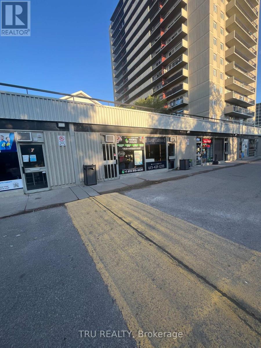 Ph6 - 158c Mcarthur Avenue, Ottawa, Ontario  K1L 8E7 - Photo 22 - X13245796