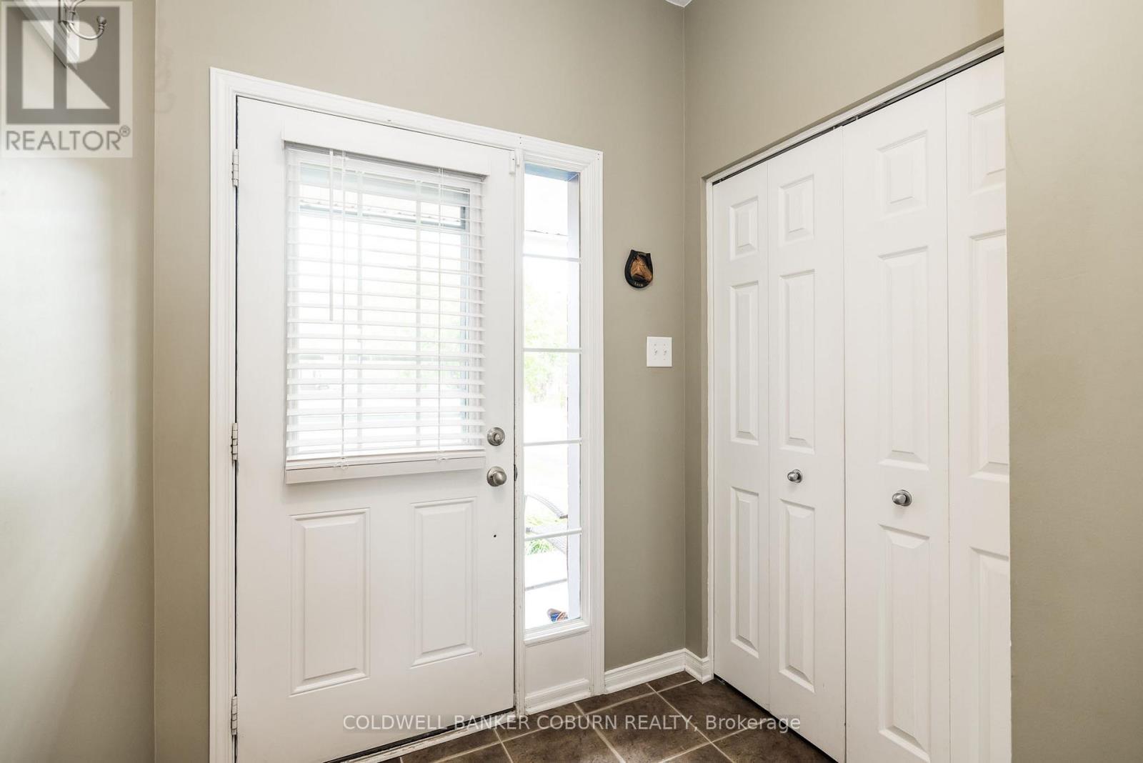 238 Arrita Street, Ottawa, Ontario  K2S 0J7 - Photo 3 - X13245966