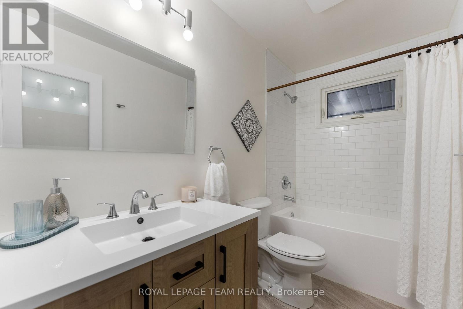 61 Herman Street, Petawawa, Ontario  K8H 3B2 - Photo 11 - X13245842