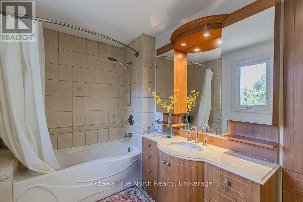 35 Tauvette Street, Ottawa, Ontario  K1B 3A1 - Photo 16 - X13246042