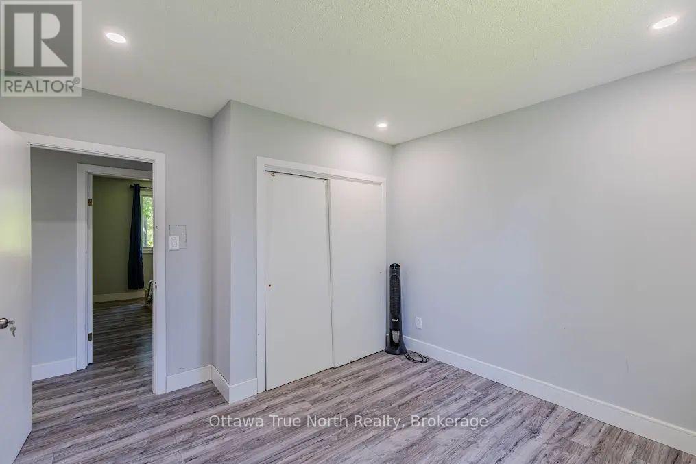 35 Tauvette Street, Ottawa, Ontario  K1B 3A1 - Photo 23 - X13246042