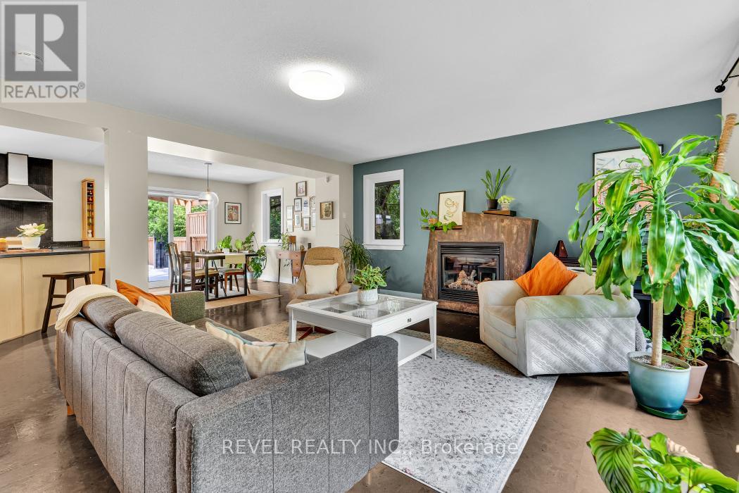 144 Monterey Drive, Ottawa, Ontario  K2H 7A8 - Photo 9 - X13246050