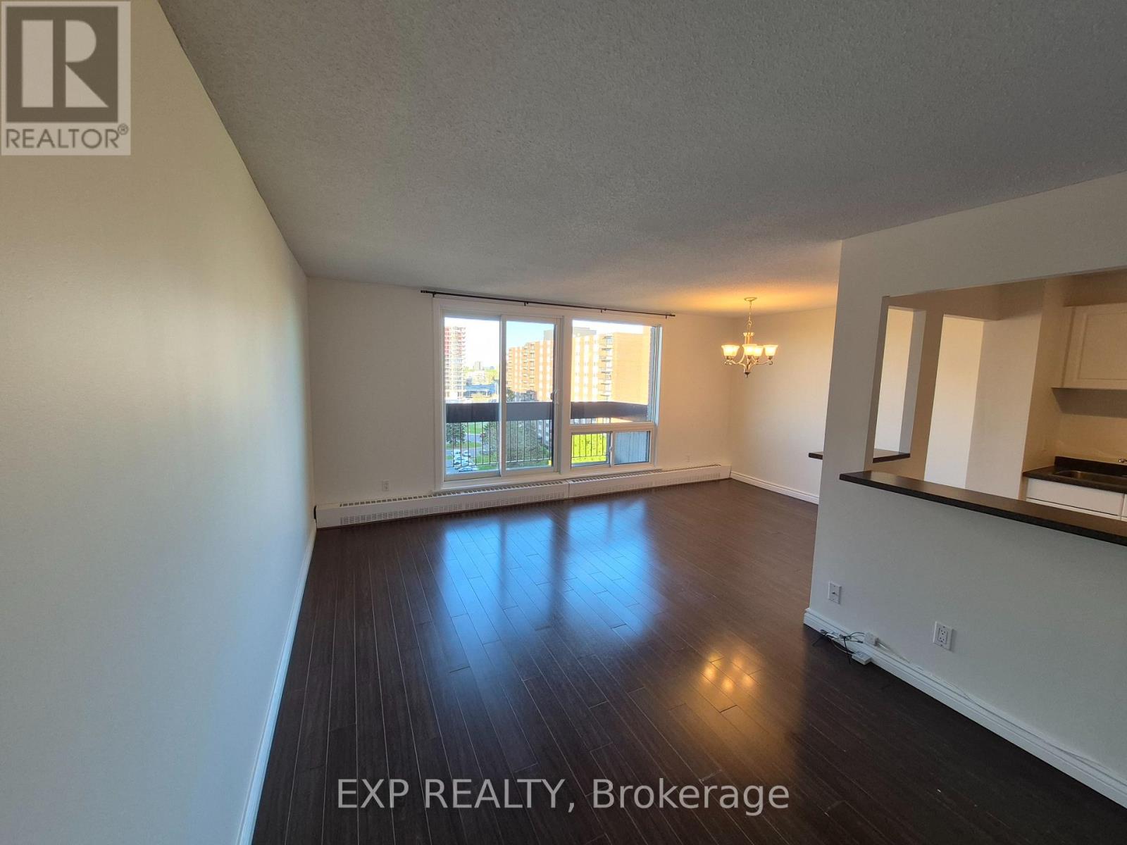 1013 - 1505 Baseline Road, Ottawa, Ontario  K2C 3L4 - Photo 1 - X13246154