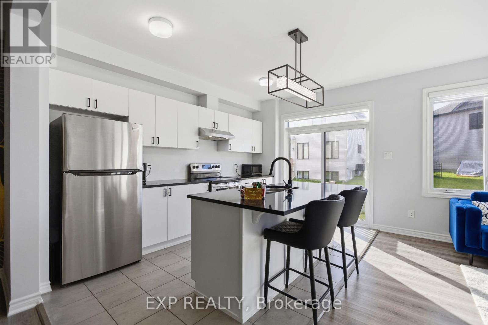44 Lentago Avenue, Ottawa, Ontario  K2J 7A2 - Photo 7 - X13246162