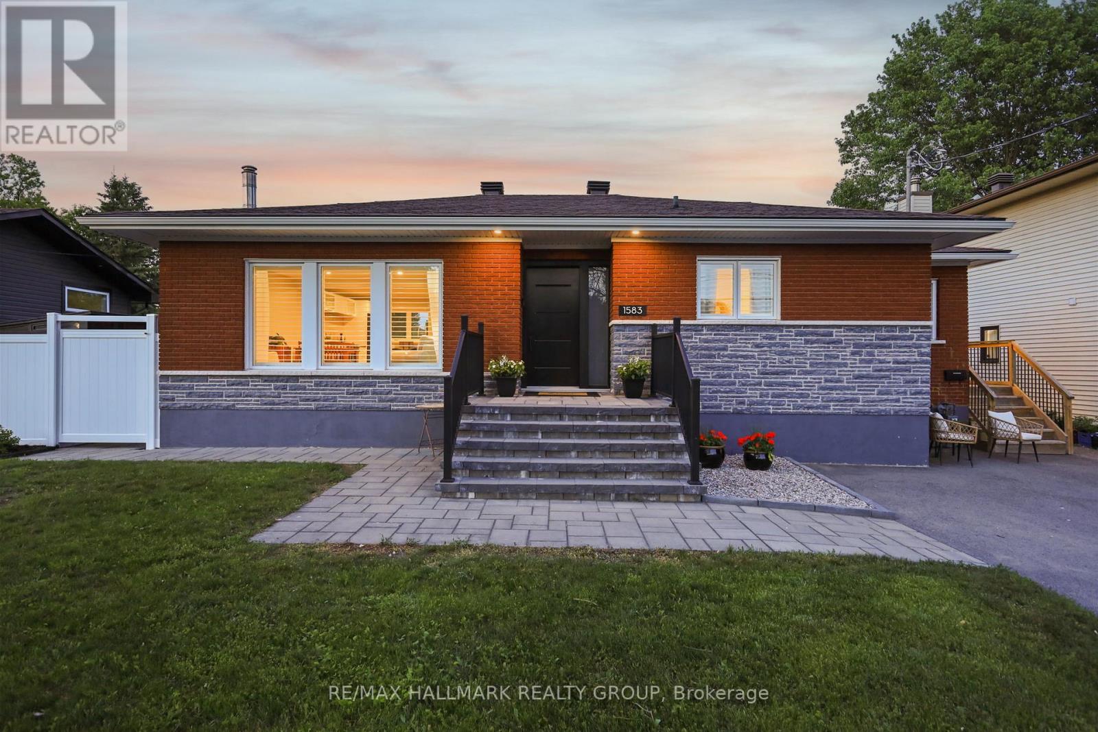 1583 MAXIME STREET, Ottawa, Ontario