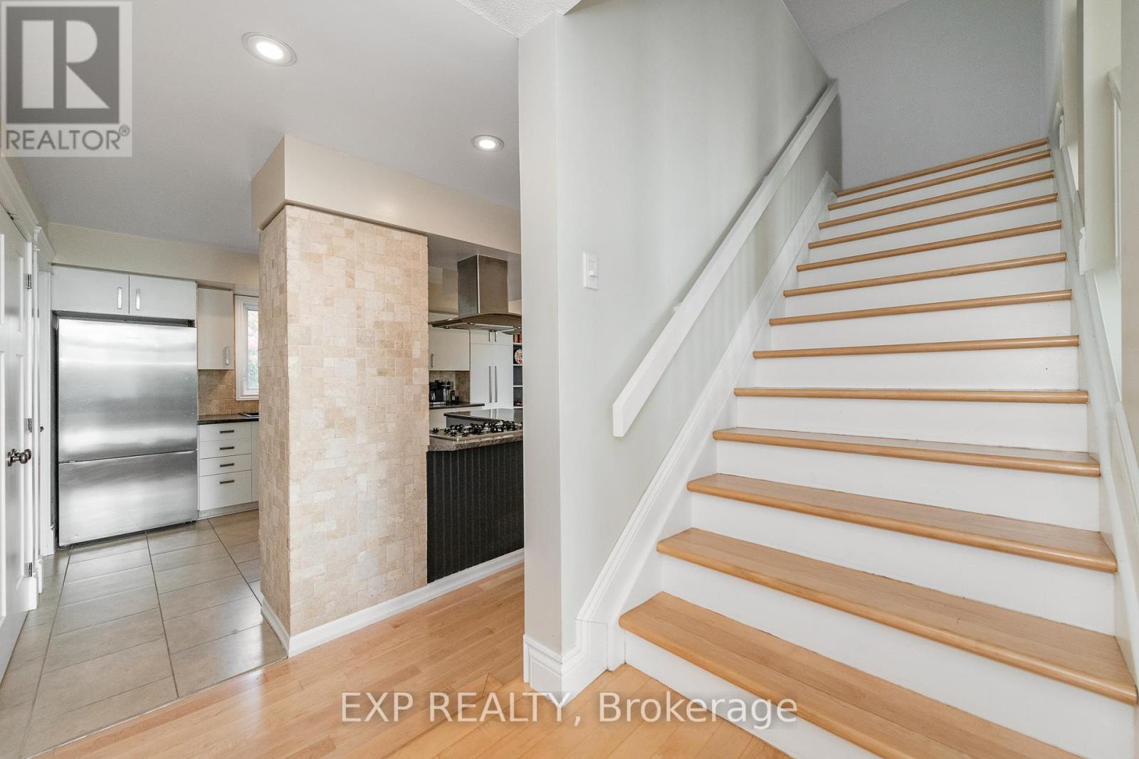 1238 Barnwell Crescent, Ottawa, Ontario  K4B 1K4 - Photo 6 - X13246364