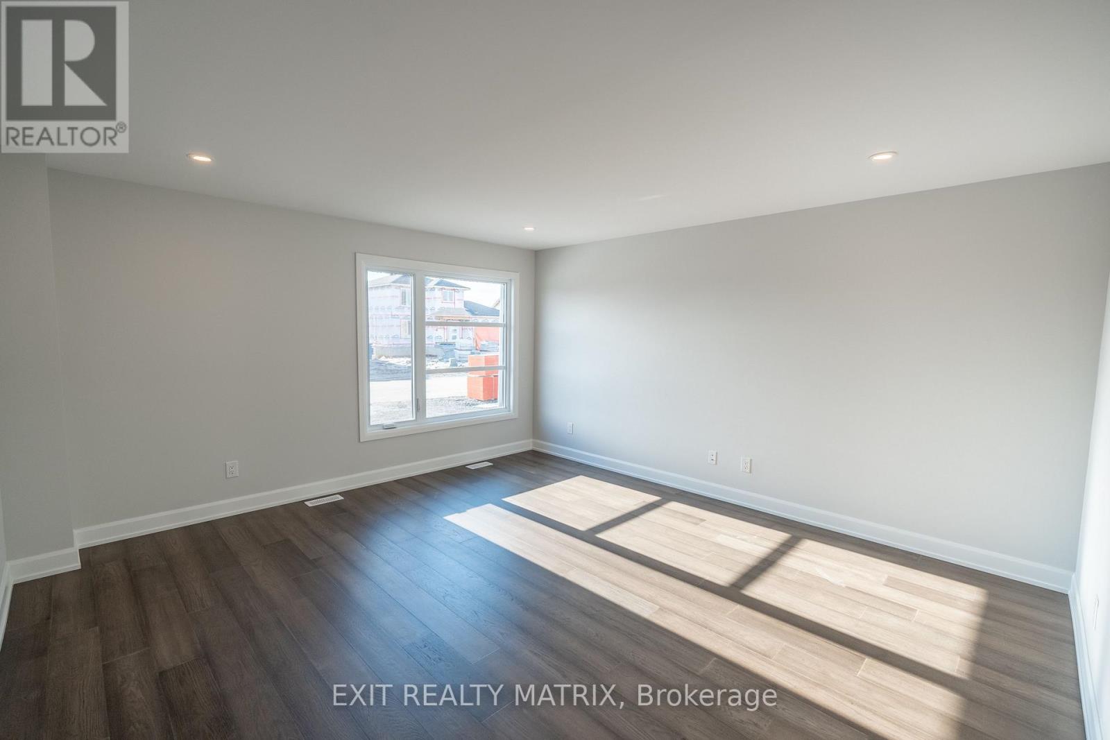 1416 Caroline Court, Cornwall, Ontario  K6J 0C5 - Photo 4 - X13246376
