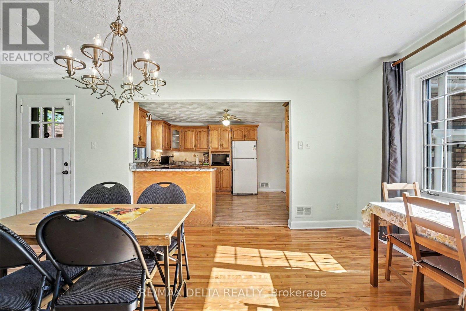 352 Lacasse Avenue, Ottawa, Ontario  K1L 7A9 - Photo 11 - X13246442