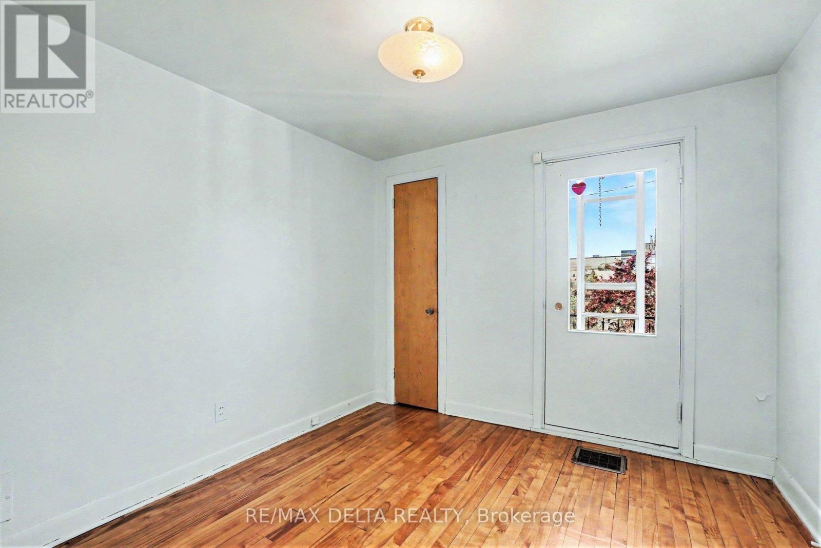 352 Lacasse Avenue, Ottawa, Ontario  K1L 7A9 - Photo 32 - X13246442