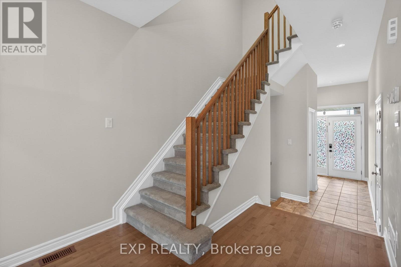322 Rainrock Crescent, Ottawa, Ontario  K1W 0J7 - Photo 8 - X13246464