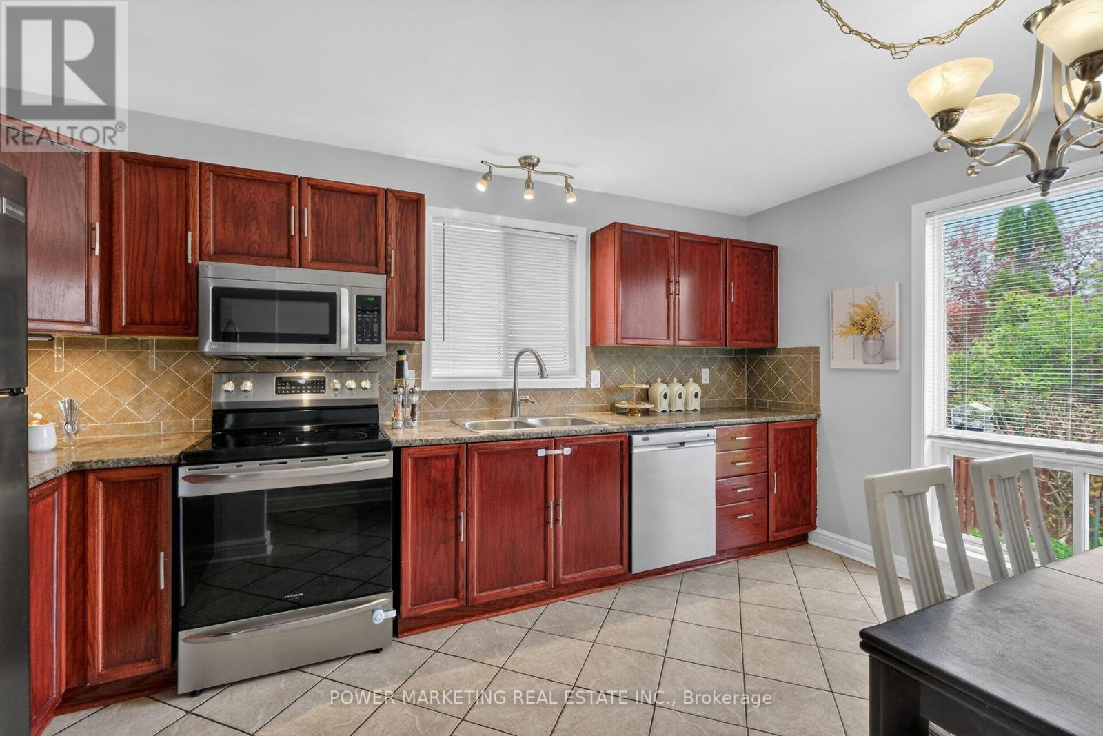6451 Viseneau Drive, Ottawa, Ontario  K1C 5H1 - Photo 13 - X13246502