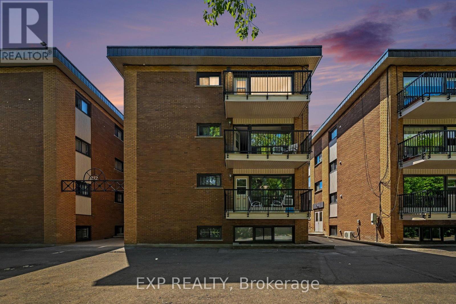 15 - 272 BEECHWOOD AVENUE, Ottawa, Ontario