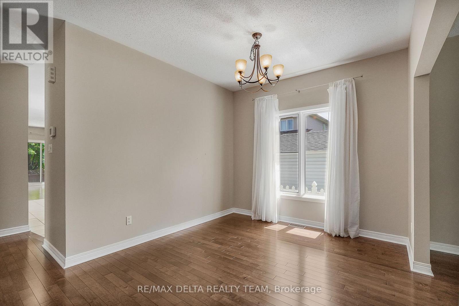 979 Como Crescent, Ottawa, Ontario  K4A 3Z6 - Photo 11 - X13246768