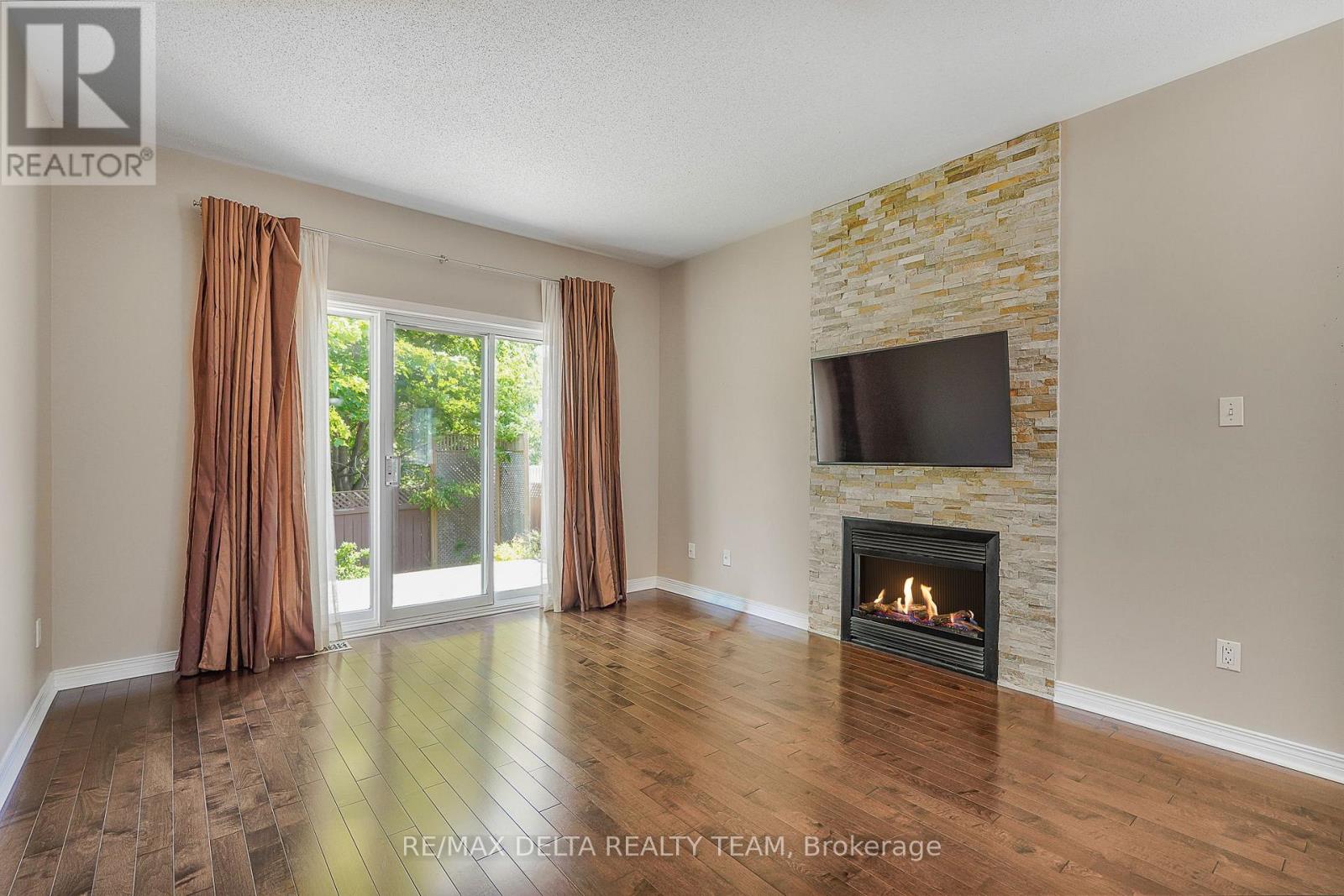 979 Como Crescent, Ottawa, Ontario  K4A 3Z6 - Photo 12 - X13246768