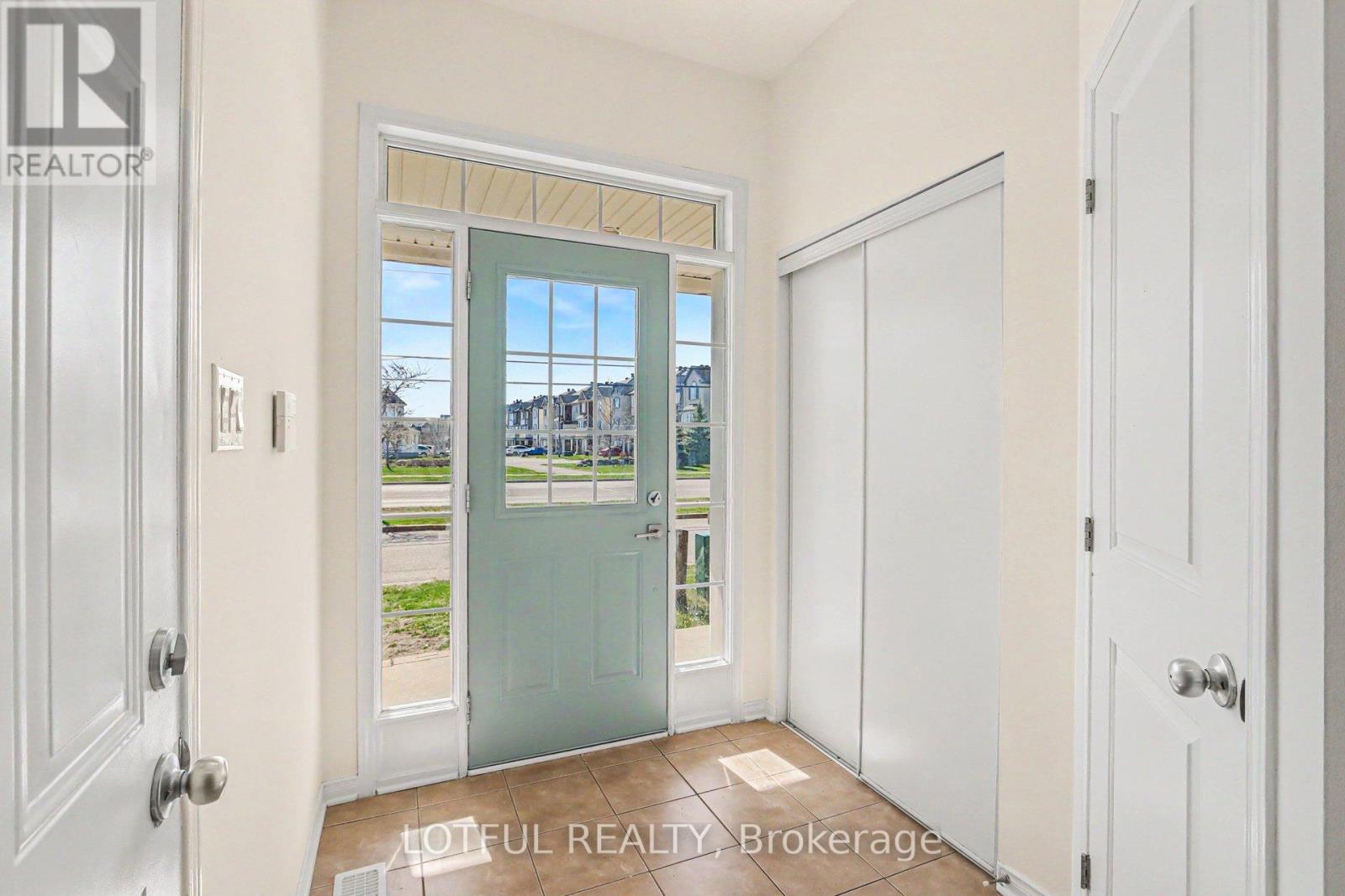 836 Kennacraig Private, Ottawa, Ontario  K2J 5T6 - Photo 4 - X13246794