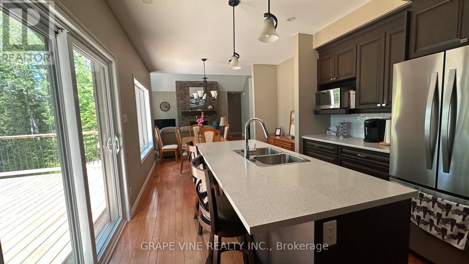 424 Lakewoods Drive, Madawaska Valley, Ontario  K0J 1B0 - Photo 10 - X13247072