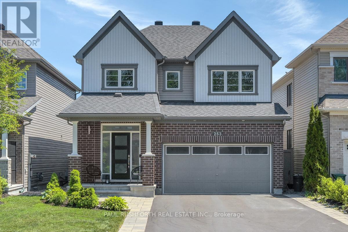 253 ENCLAVE WALK, Ottawa, Ontario