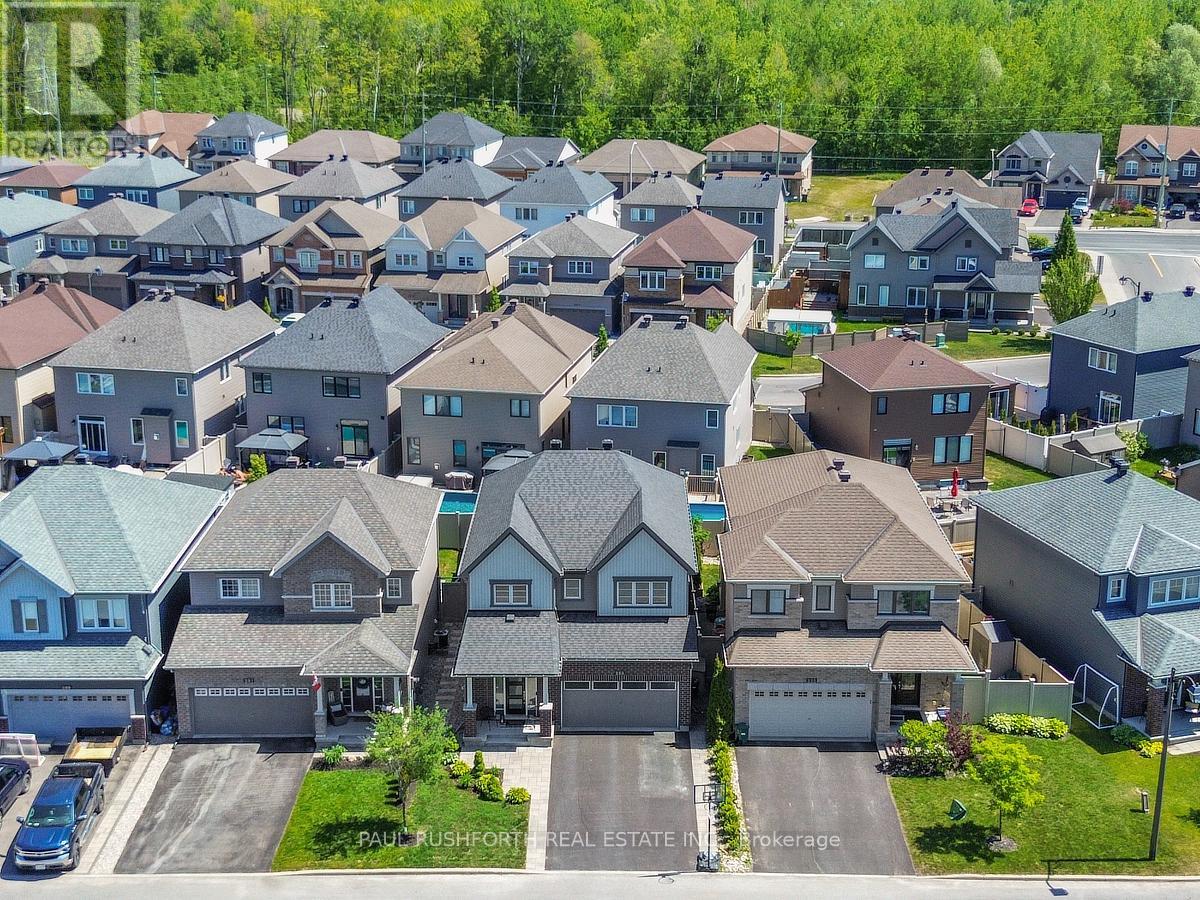 253 Enclave Walk, Ottawa, Ontario  K1W 0J5 - Photo 2 - X13247136