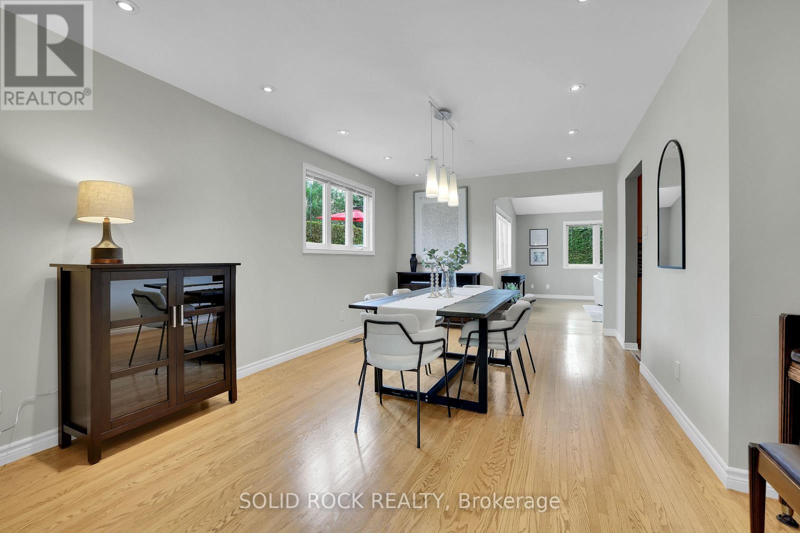 10 Highpark Crescent, Ottawa, Ontario  K1B 3G8 - Photo 7 - X13247274