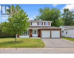 10 HIGHPARK CRESCENT, Ottawa, Ontario