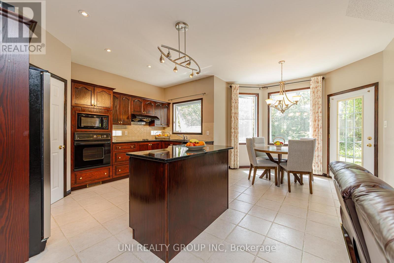 11 Langford Crescent, Ottawa, Ontario  K2K 2N4 - Photo 15 - X13247366