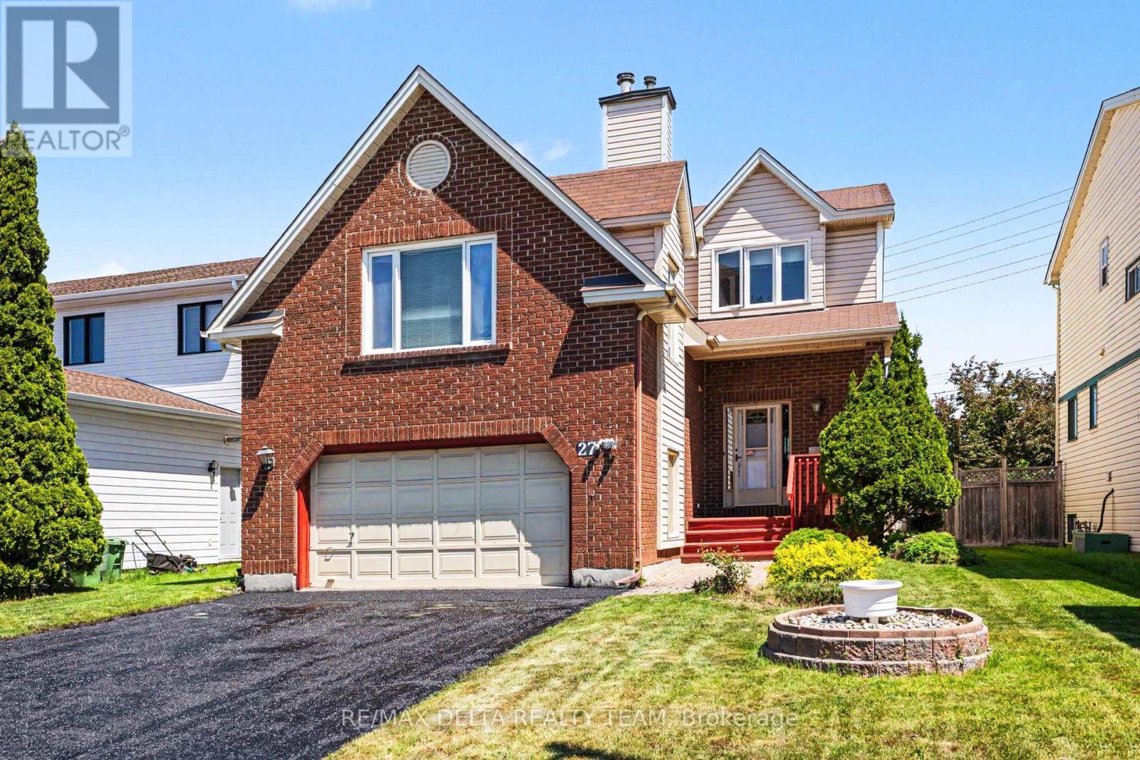 27 Bramblegrove Crescent, Ottawa, Ontario  K1T 3G1 - Photo 1 - X13247646