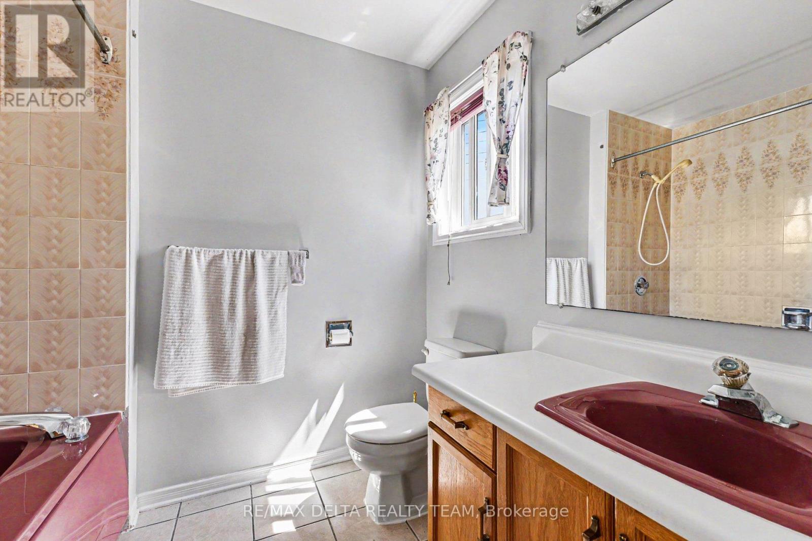 27 Bramblegrove Crescent, Ottawa, Ontario  K1T 3G1 - Photo 11 - X13247646