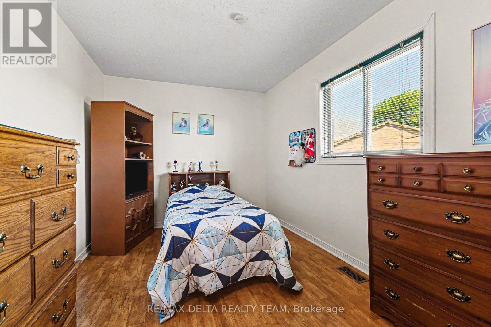 27 Bramblegrove Crescent, Ottawa, Ontario  K1T 3G1 - Photo 13 - X13247646