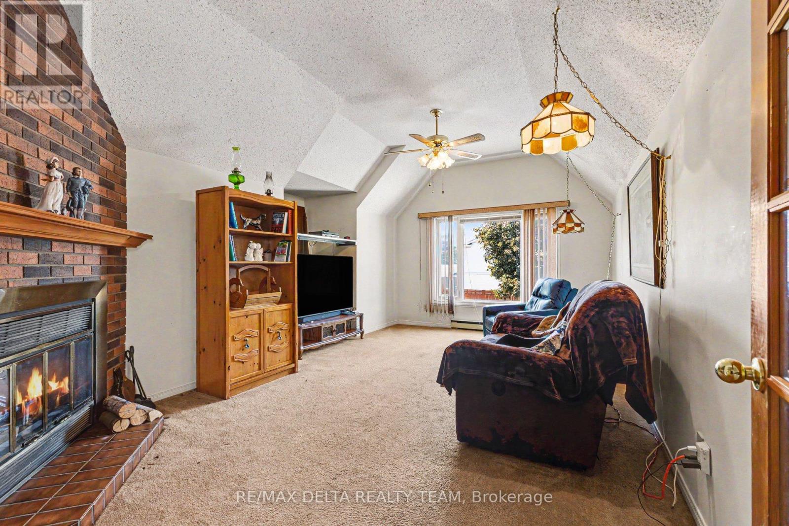 27 Bramblegrove Crescent, Ottawa, Ontario  K1T 3G1 - Photo 15 - X13247646