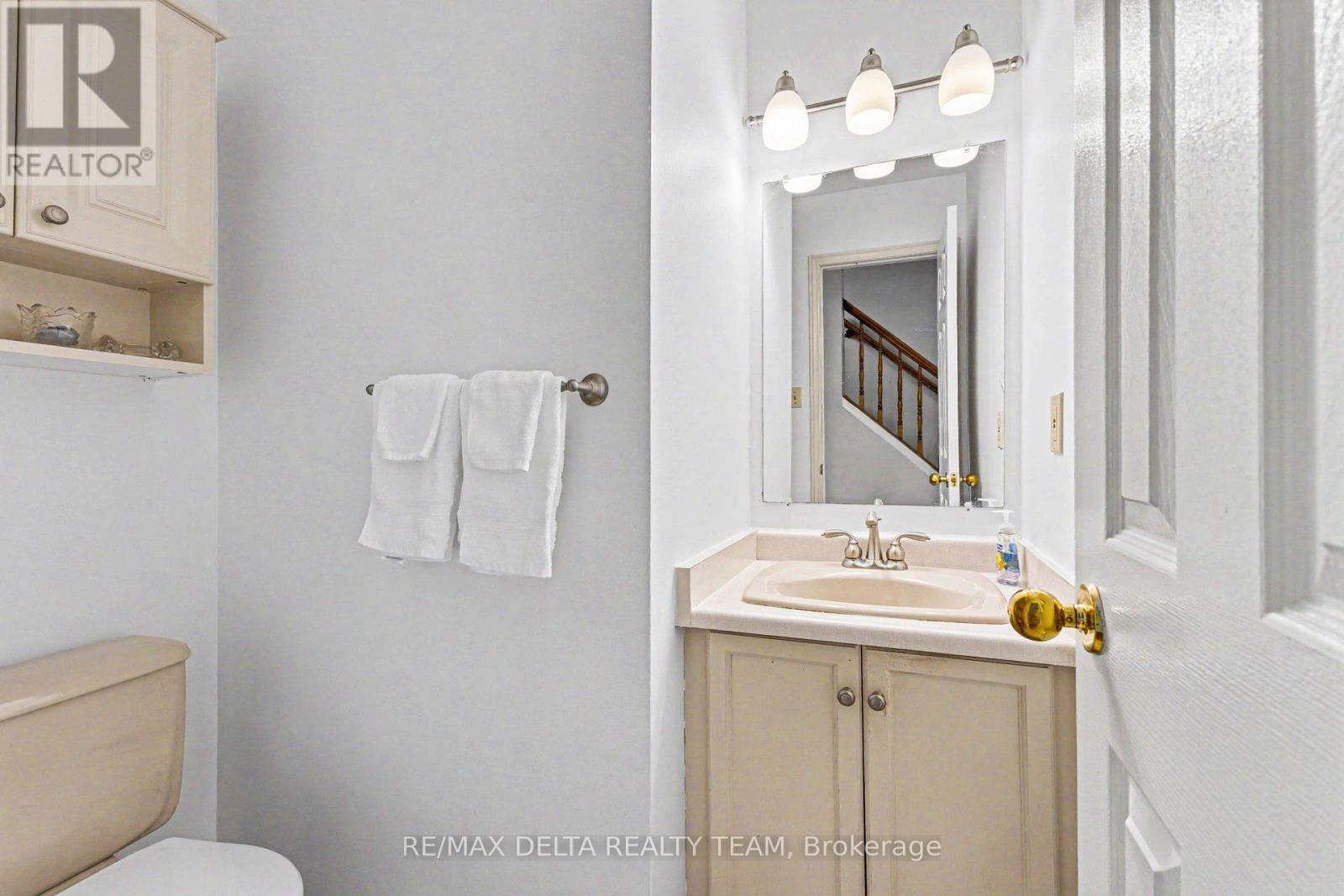 27 Bramblegrove Crescent, Ottawa, Ontario  K1T 3G1 - Photo 7 - X13247646
