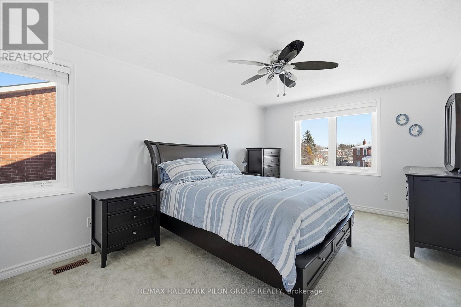 1354 Mountainside Crescent, Ottawa, Ontario  K1E 3G5 - Photo 17 - X13247656
